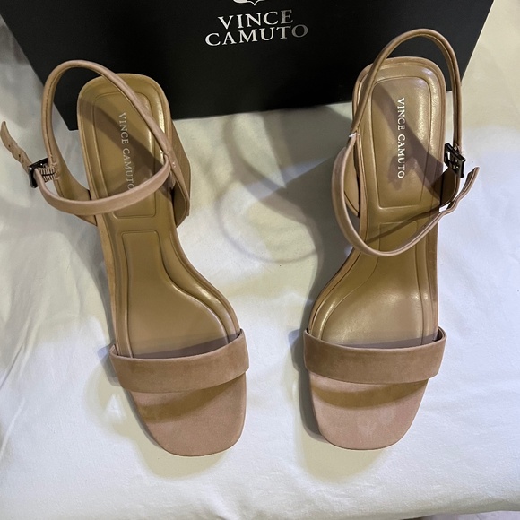 New in Box! Vince Camuto Herrica Block Heels. Size 9.5 - Picture 1 of 5